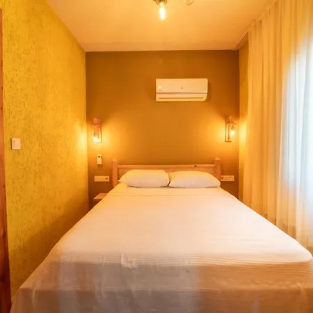 酒店 Mavi Deniz 5*